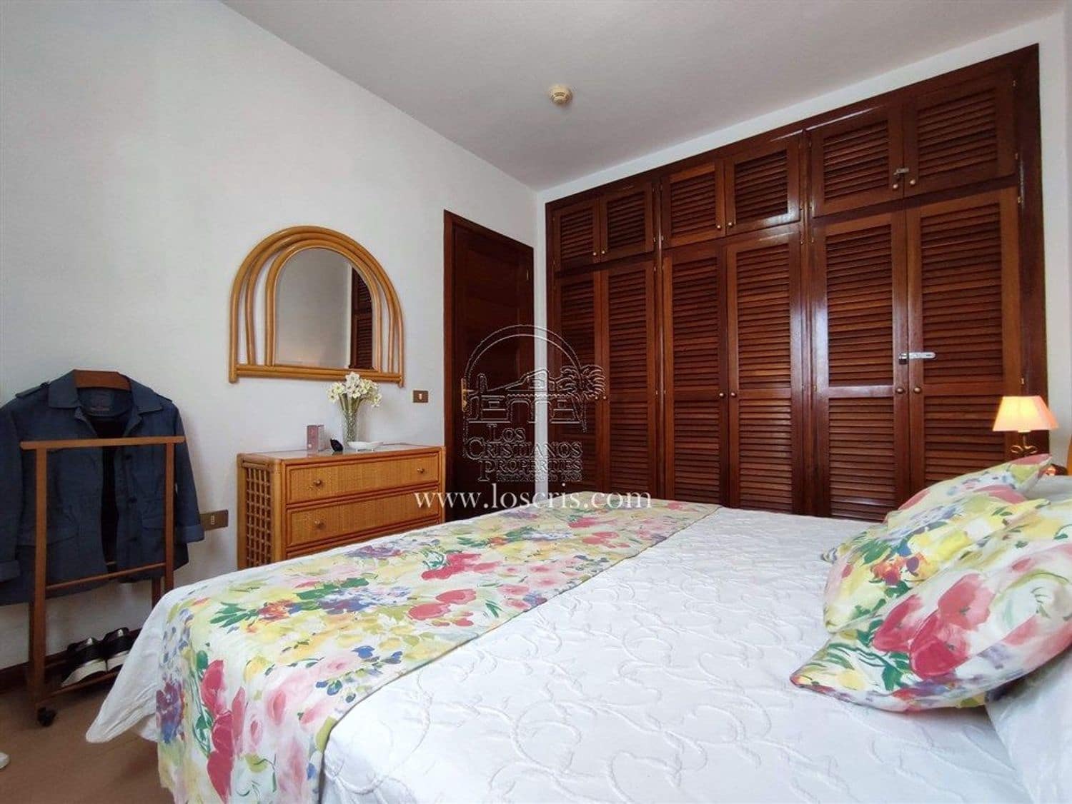 1 quarto Apartamento para venda em Los Cristianos com piscina garagem - 312 000 € (Ref: 9442924)