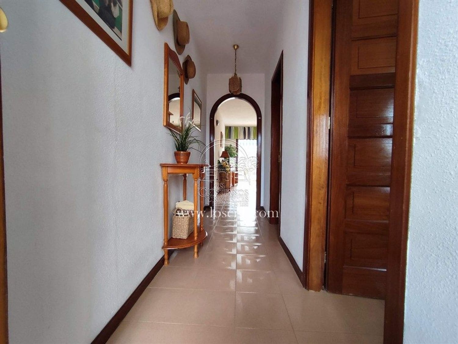 1 quarto Apartamento para venda em Los Cristianos com piscina garagem - 312 000 € (Ref: 9442924)