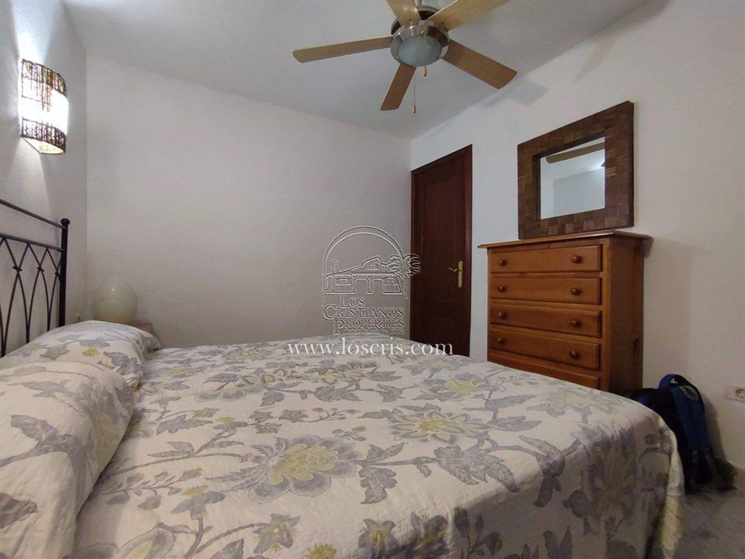 1 Zimmer Apartment zu verkaufen in Los Cristianos mit Pool Garage - 285.000 € (Ref: 9455715)