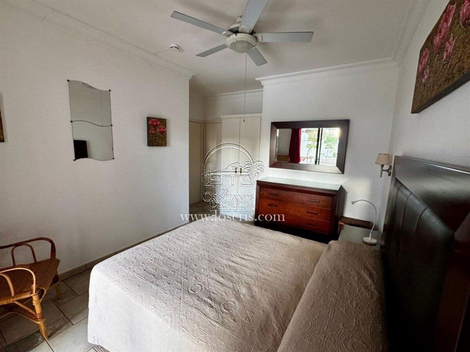 2 bedroom Apartment for sale in Los Cristianos with pool garage - € 460,000 (Ref: 9480790)