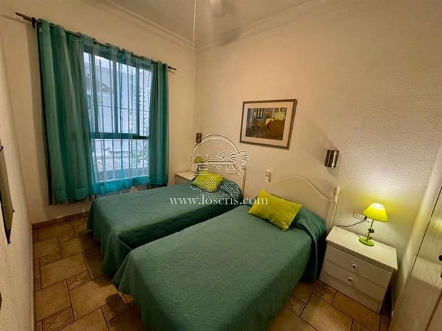 2 bedroom Apartment for sale in Los Cristianos, Arona with pool garage - € 449,000 (Ref: 9480790)