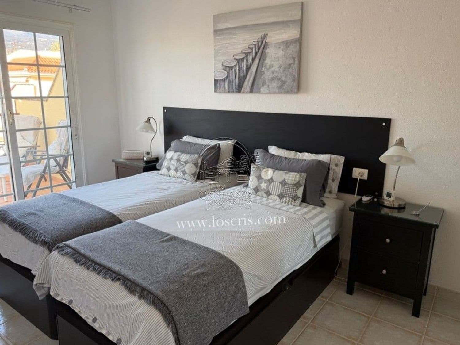 1 bedroom Apartment for sale in Los Cristianos with pool garage - € 299,000 (Ref: 9480791)