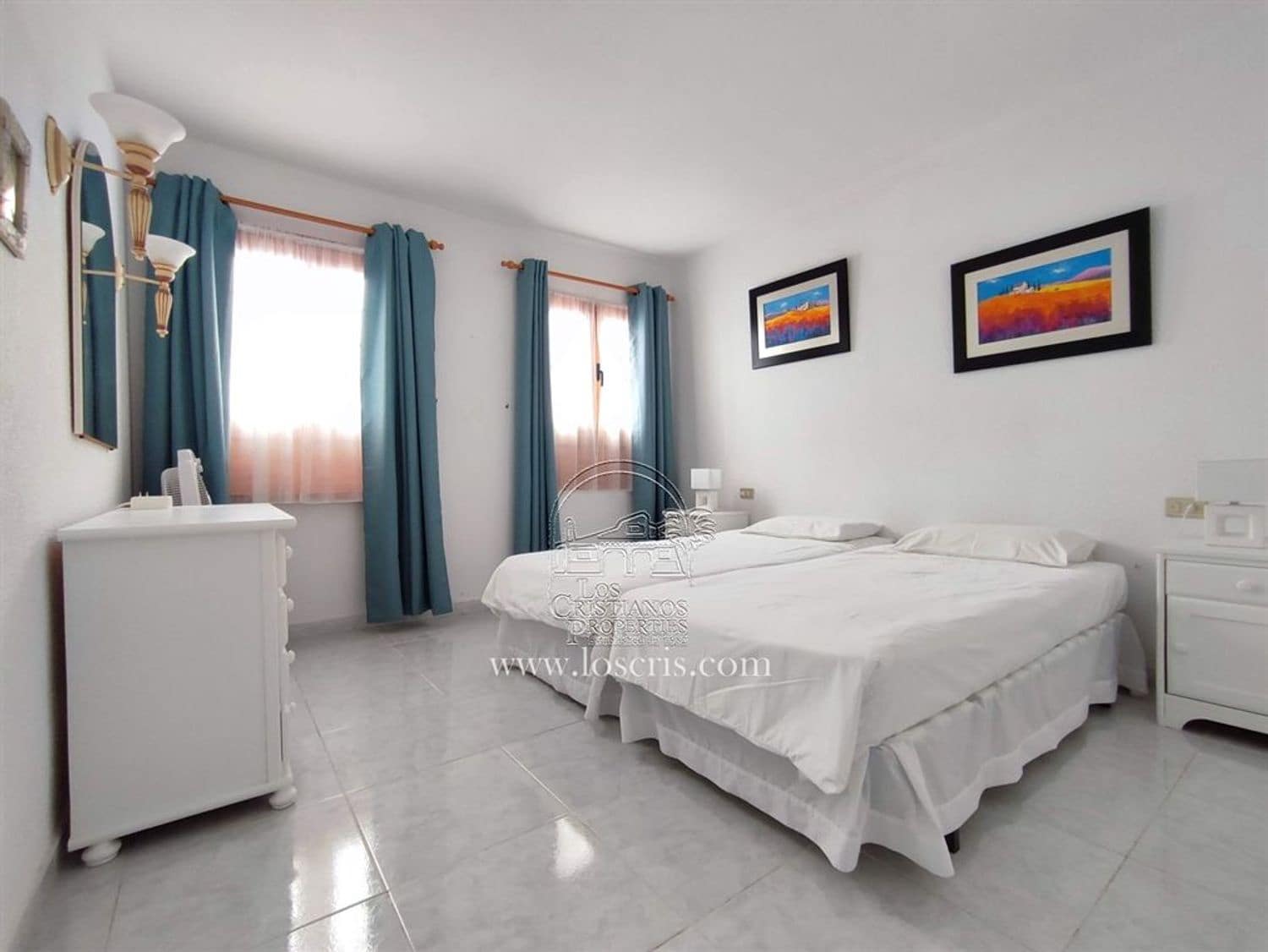 2 bedroom Apartment for sale in Los Cristianos with pool garage - € 400,000 (Ref: 9483829)