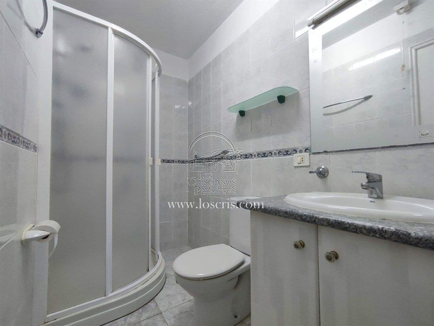 1 bedroom Apartment for sale in Los Cristianos with pool garage - € 260,000 (Ref: 9494276)