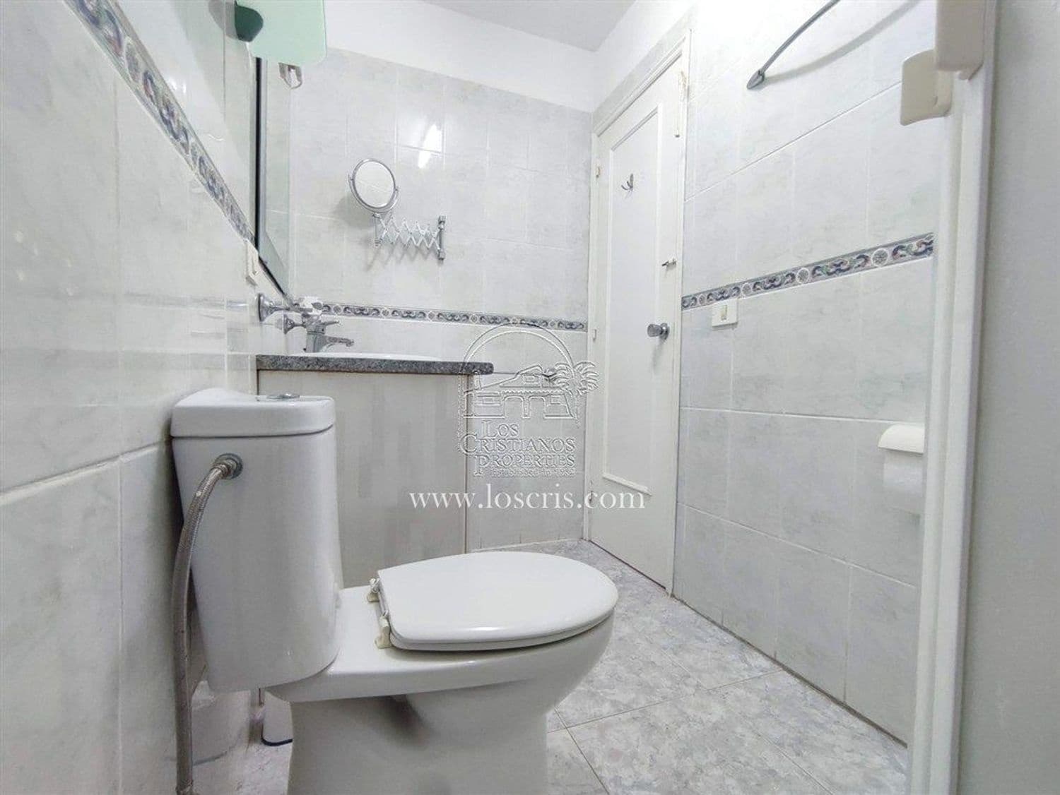 1 bedroom Apartment for sale in Los Cristianos with pool garage - € 260,000 (Ref: 9494276)