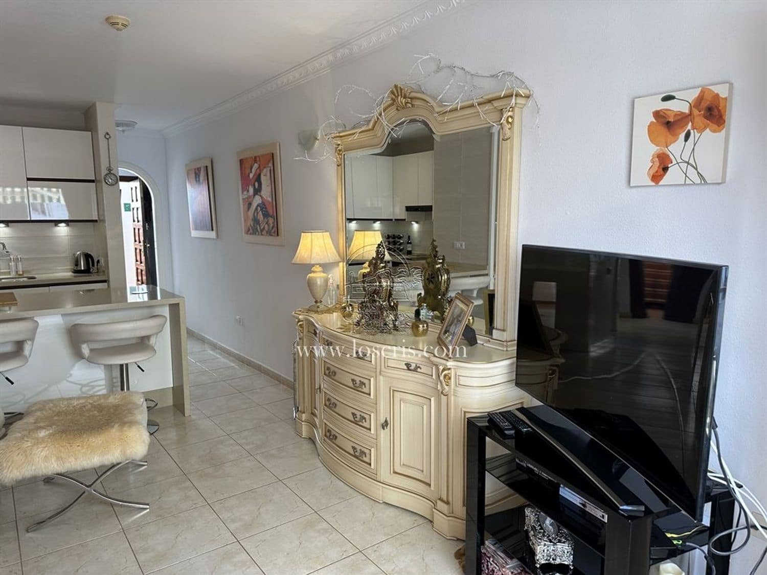 2 soveværelse Lejlighed til salg i Los Cristianos med swimmingpool garage - € 395.000 (Ref: 9523928)