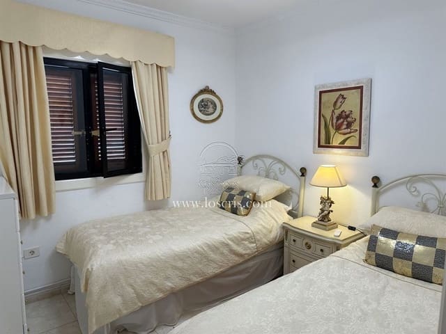 2 soveværelse Lejlighed til salg i Los Cristianos, Arona med swimmingpool garage - € 395.000 (Ref: 9523928)