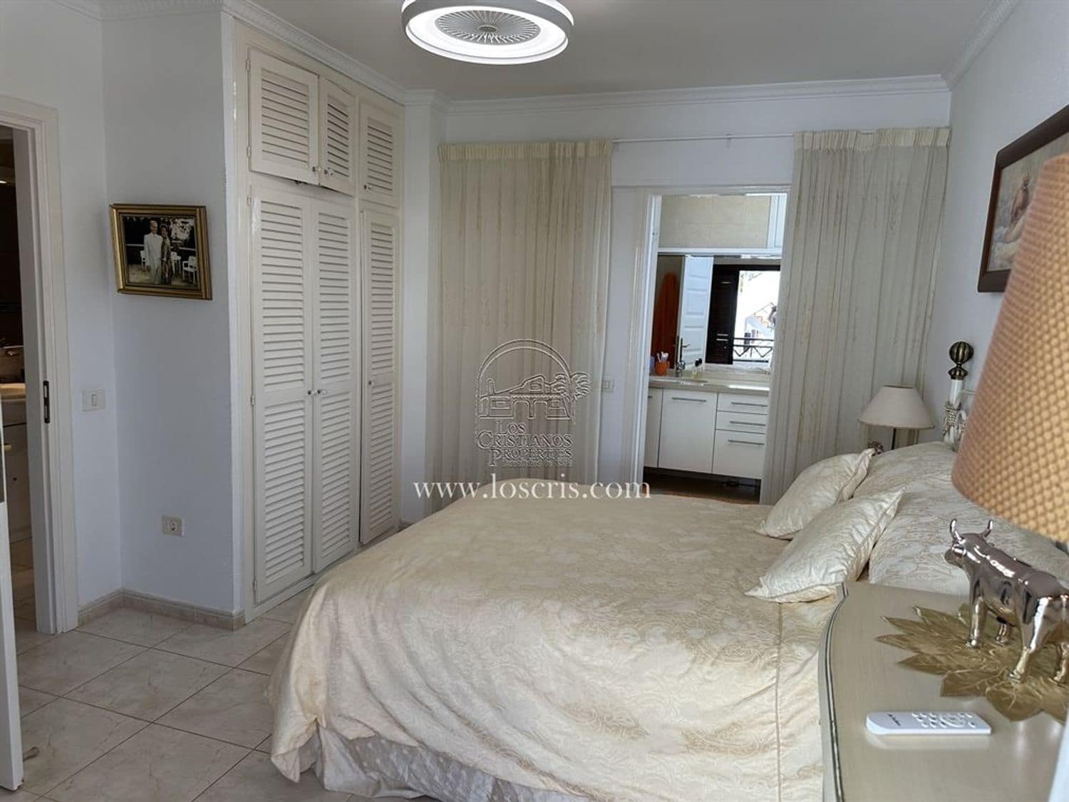 2 soveværelse Lejlighed til salg i Los Cristianos med swimmingpool garage - € 395.000 (Ref: 9523928)