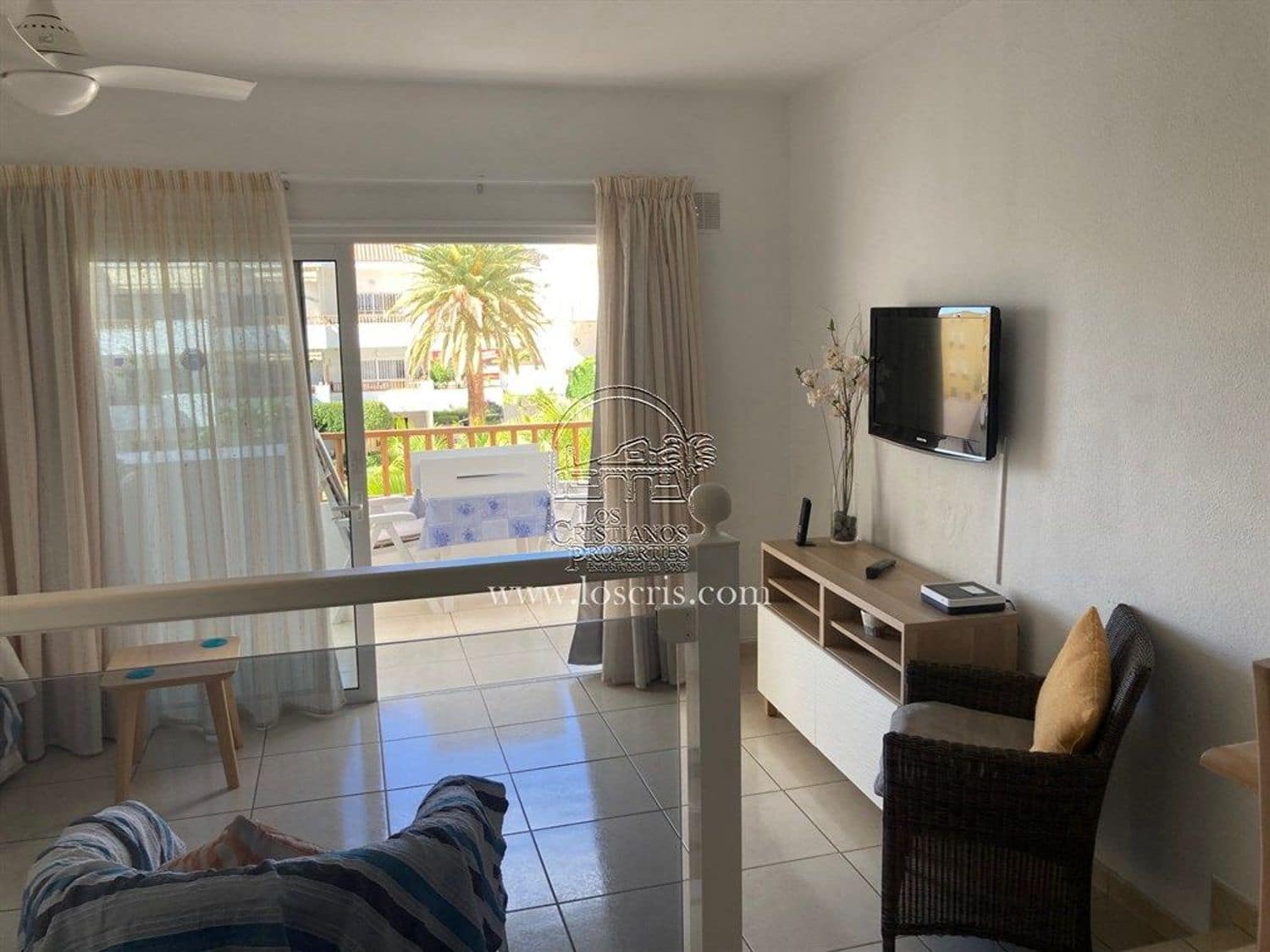 1 soverom Leilighet til salgs i Los Cristianos med svømmebasseng garasje - € 298 000 (Ref: 9550734)