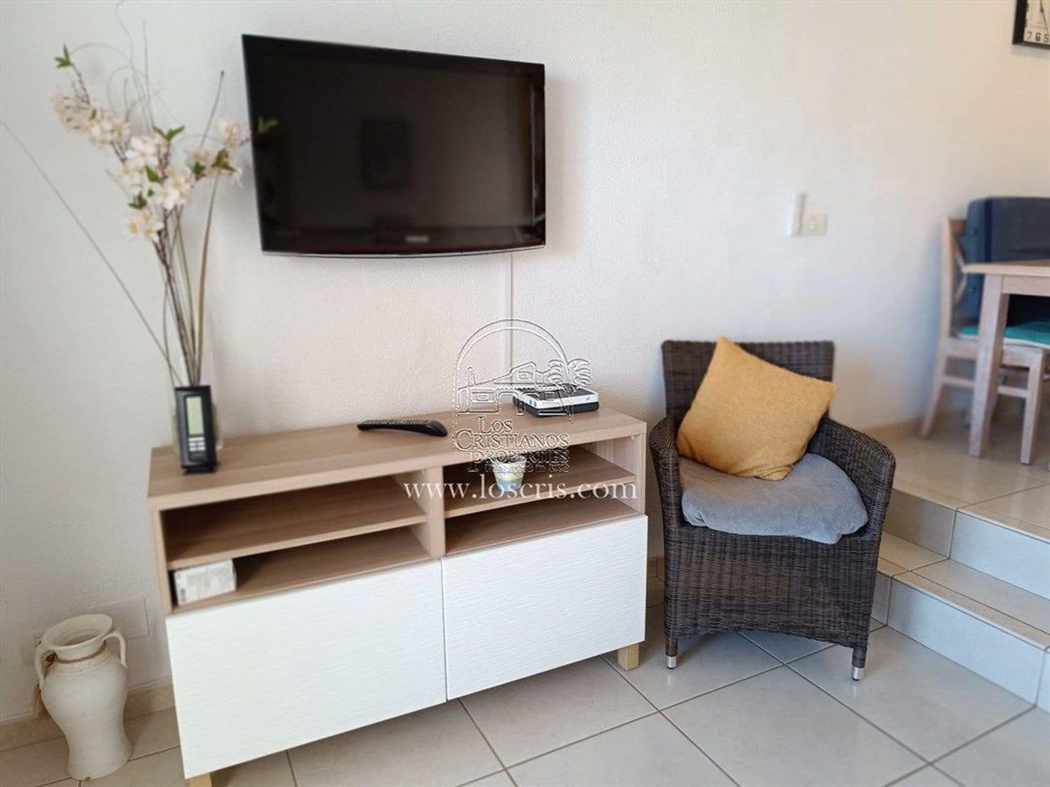 1 soverom Leilighet til salgs i Los Cristianos med svømmebasseng garasje - € 298 000 (Ref: 9550734)