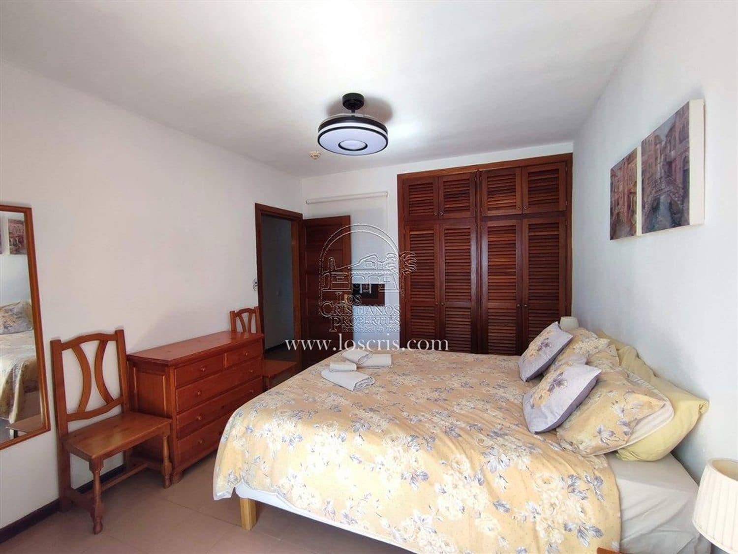 2 bedroom Apartment for sale in Los Cristianos with pool garage - € 370,000 (Ref: 9665653)