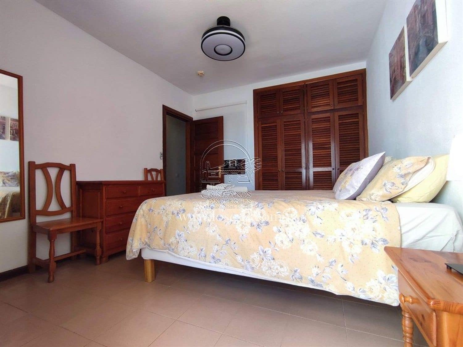 2 bedroom Apartment for sale in Los Cristianos with pool garage - € 370,000 (Ref: 9665653)