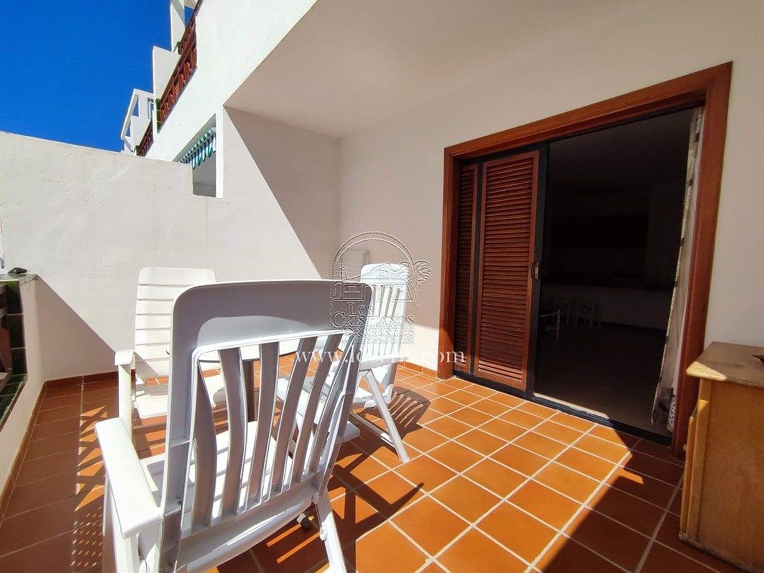 2 bedroom Apartment for sale in Los Cristianos with pool garage - € 370,000 (Ref: 9665653)
