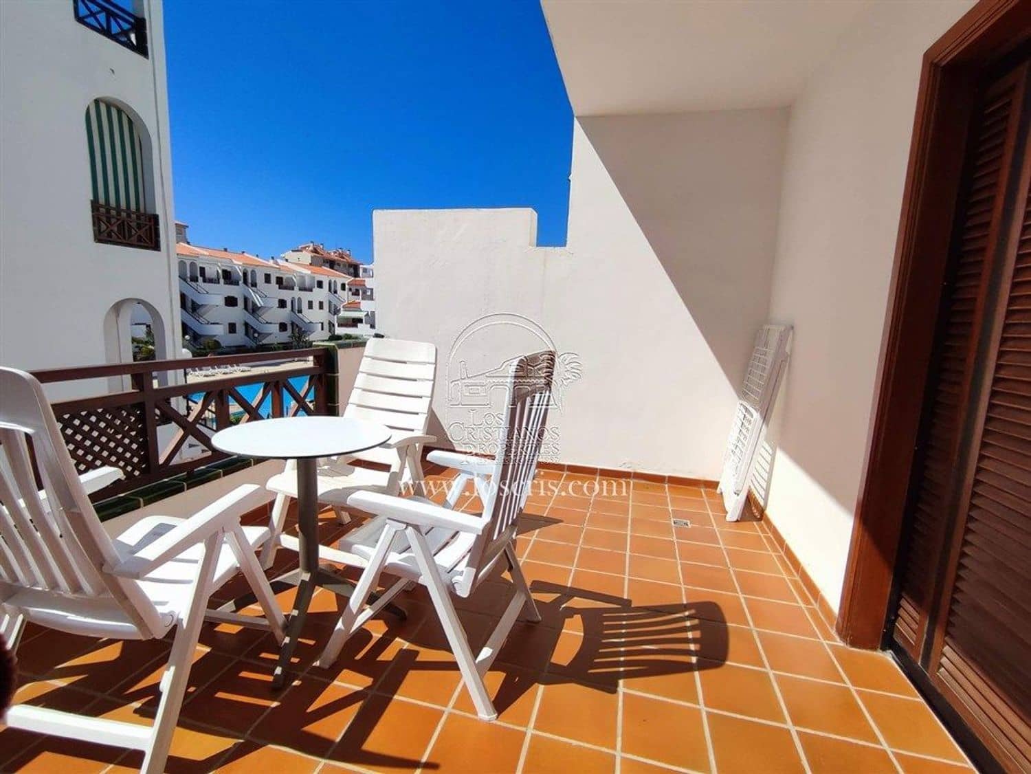 2 bedroom Apartment for sale in Los Cristianos with pool garage - € 370,000 (Ref: 9665653)