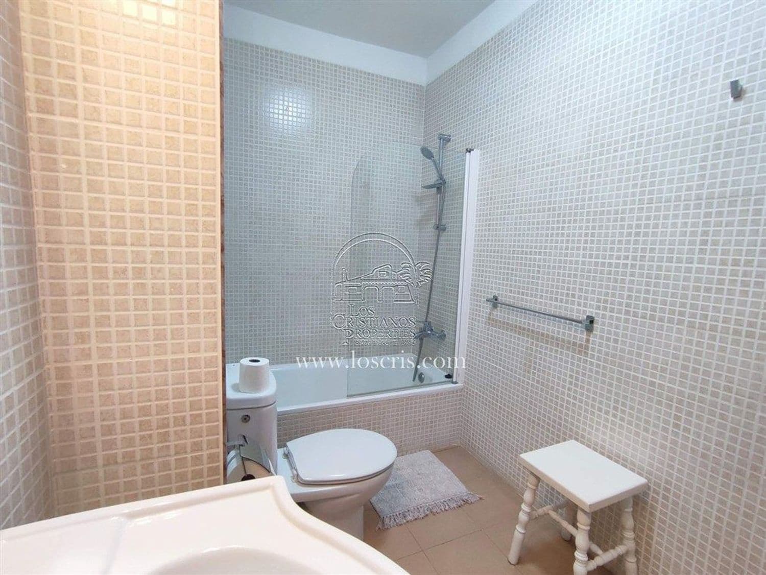 2 bedroom Apartment for sale in Los Cristianos with pool garage - € 370,000 (Ref: 9665653)