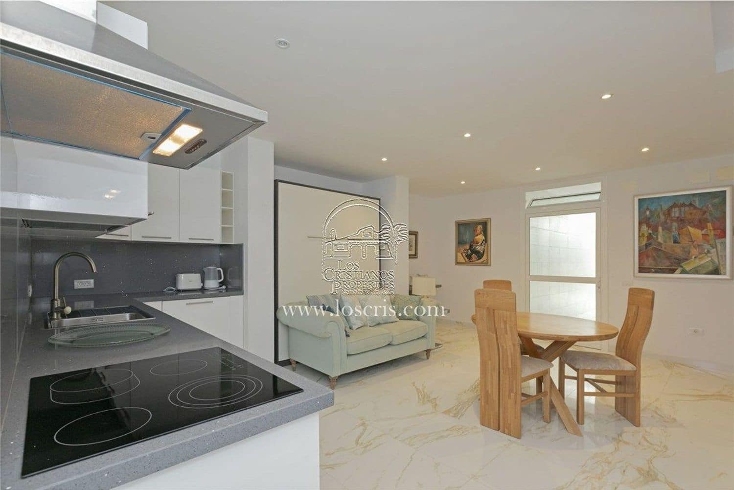 8 chambre Villa/Maison à vendre à Costa Adeje avec piscine garage - 1 450 000 € (Ref: 9673719)