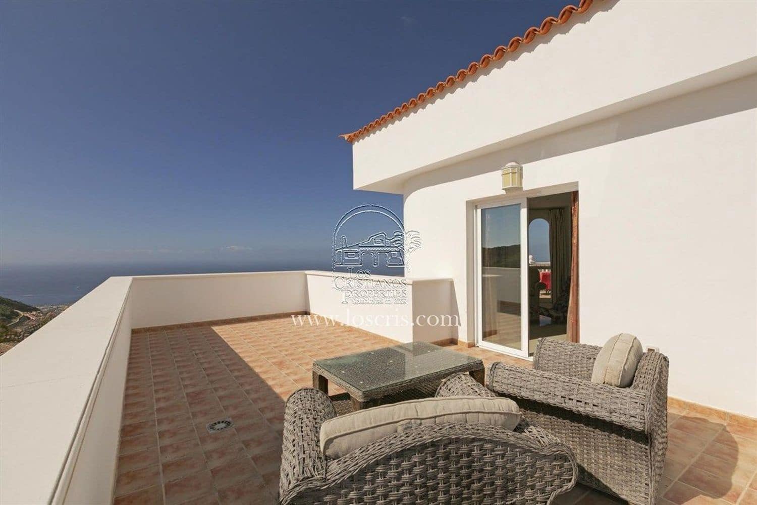 8 chambre Villa/Maison à vendre à Costa Adeje avec piscine garage - 1 450 000 € (Ref: 9673719)