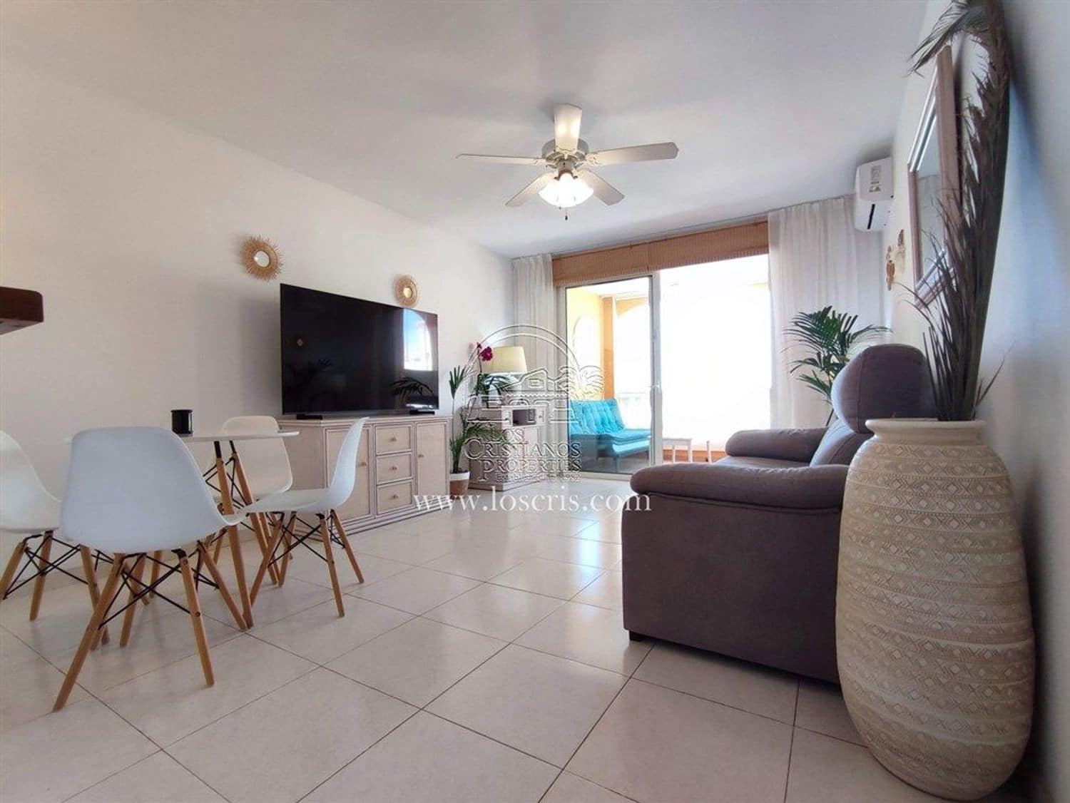 1 chambre Appartement à vendre à El Medano avec piscine garage - 385 000 € (Ref: 9747431)