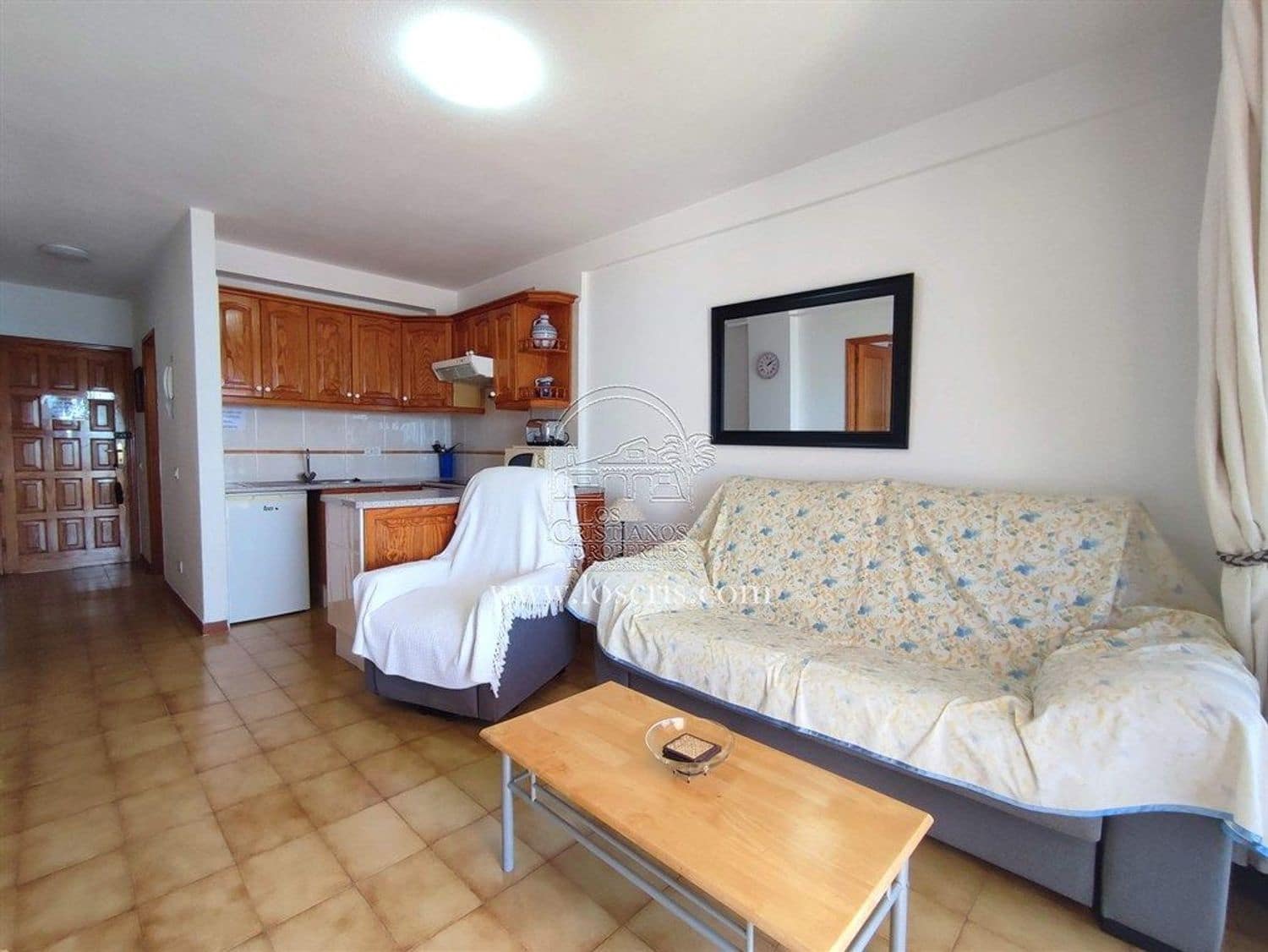 1 soverom Leilighet til salgs i Los Cristianos med svømmebasseng garasje - € 265 000 (Ref: 9828251)