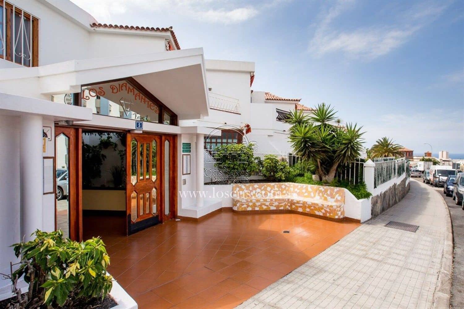 1 soverom Leilighet til salgs i Los Cristianos med svømmebasseng garasje - € 279 000 (Ref: 9877777)
