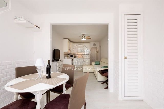 1 soverom Leilighet til salgs i Los Cristianos, Arona med svømmebasseng garasje - € 279 000 (Ref: 9877777)