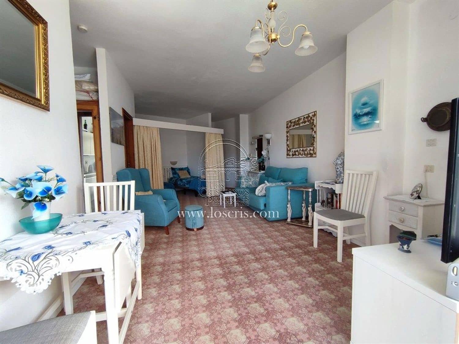 Huoneisto myytävänä paikassa Los Cristianos mukana uima-altaan 
autotalli - 275 000 € (Ref: 9888643)