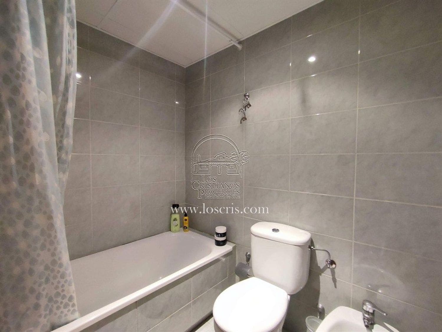 Apartamento de 3 habitaciones en Santa Cruz de Tenerife en venta con piscina garaje - 620.000 € (Ref: 9909884)