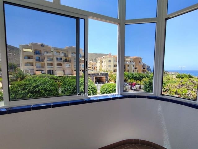 Apartamento de 3 habitaciones en Igueste de San Andres, Santa Cruz de Tenerife en venta con piscina garaje - 620.000 € (Ref: 9909884)