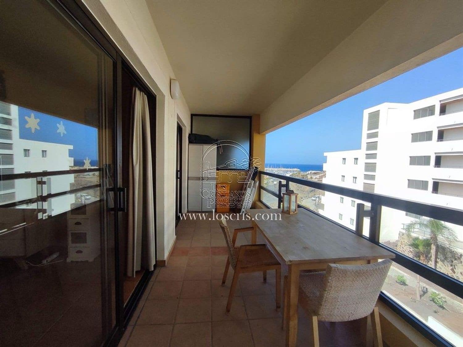 1 makuuhuone Huoneisto myytävänä paikassa Santa Cruz de Tenerife mukana uima-altaan 
autotalli - 265 000 € (Ref: 9909886)