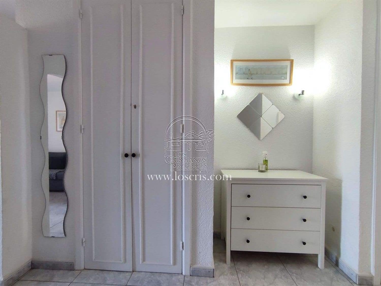 Apartment for sale in Los Cristianos with pool garage - € 220,000 (Ref: 9921651)