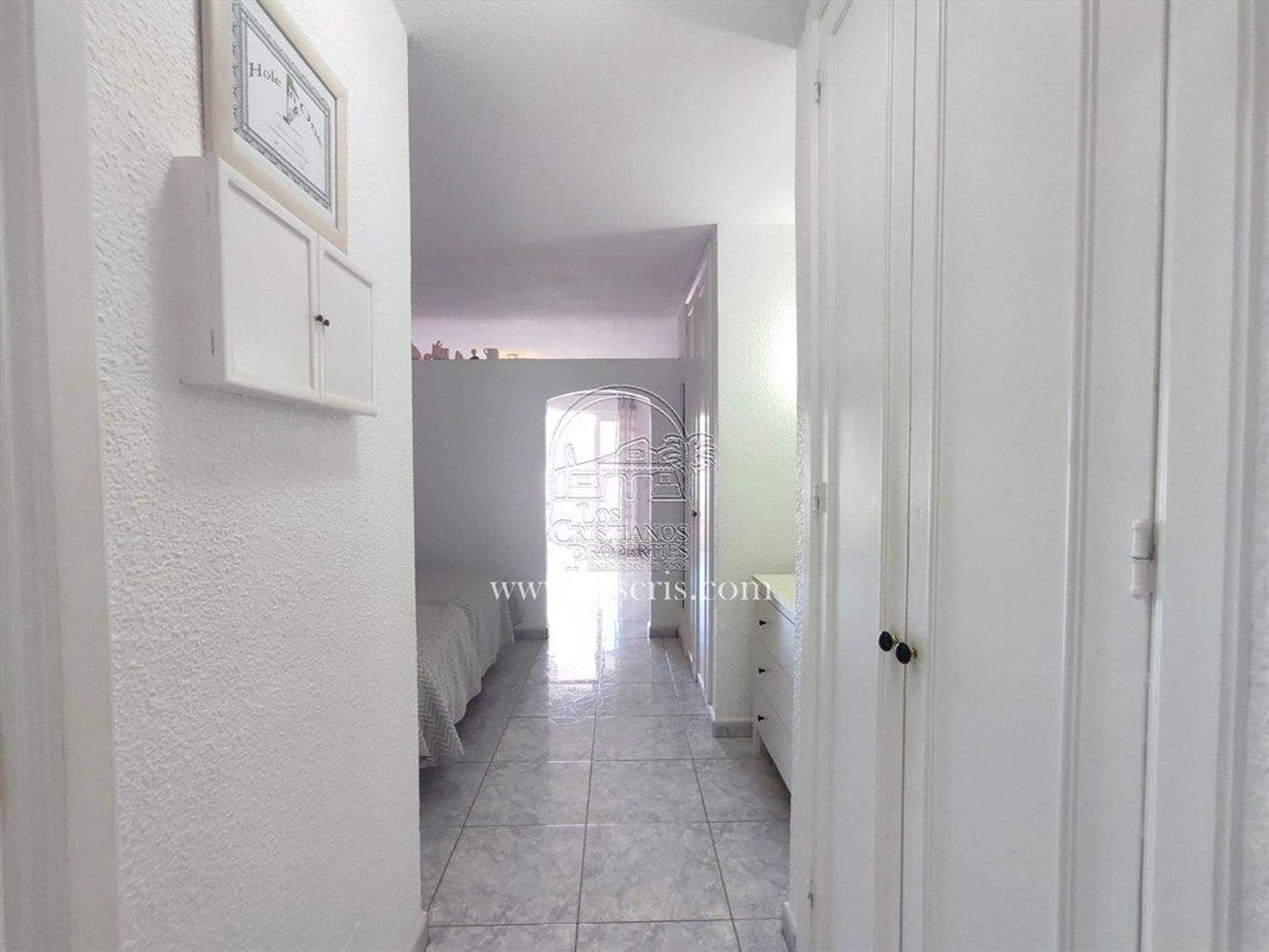 Apartment for sale in Los Cristianos with pool garage - € 220,000 (Ref: 9921651)