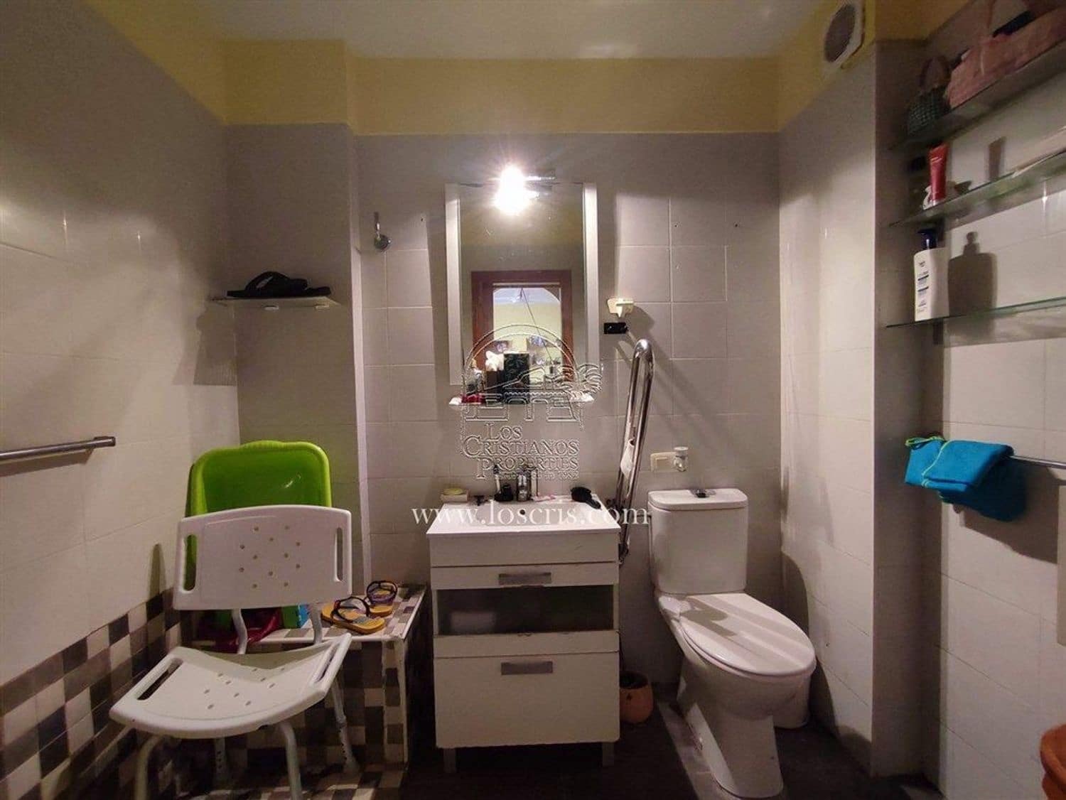 2 bedroom Apartment for sale in El Medano with garage - € 420,000 (Ref: 9935479)