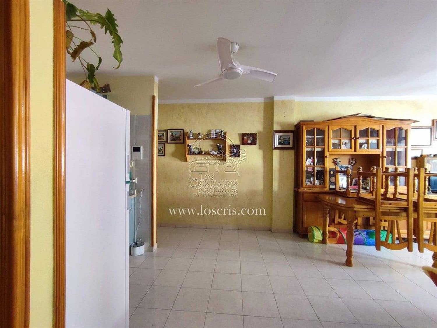 2 bedroom Apartment for sale in El Medano with garage - € 420,000 (Ref: 9935479)