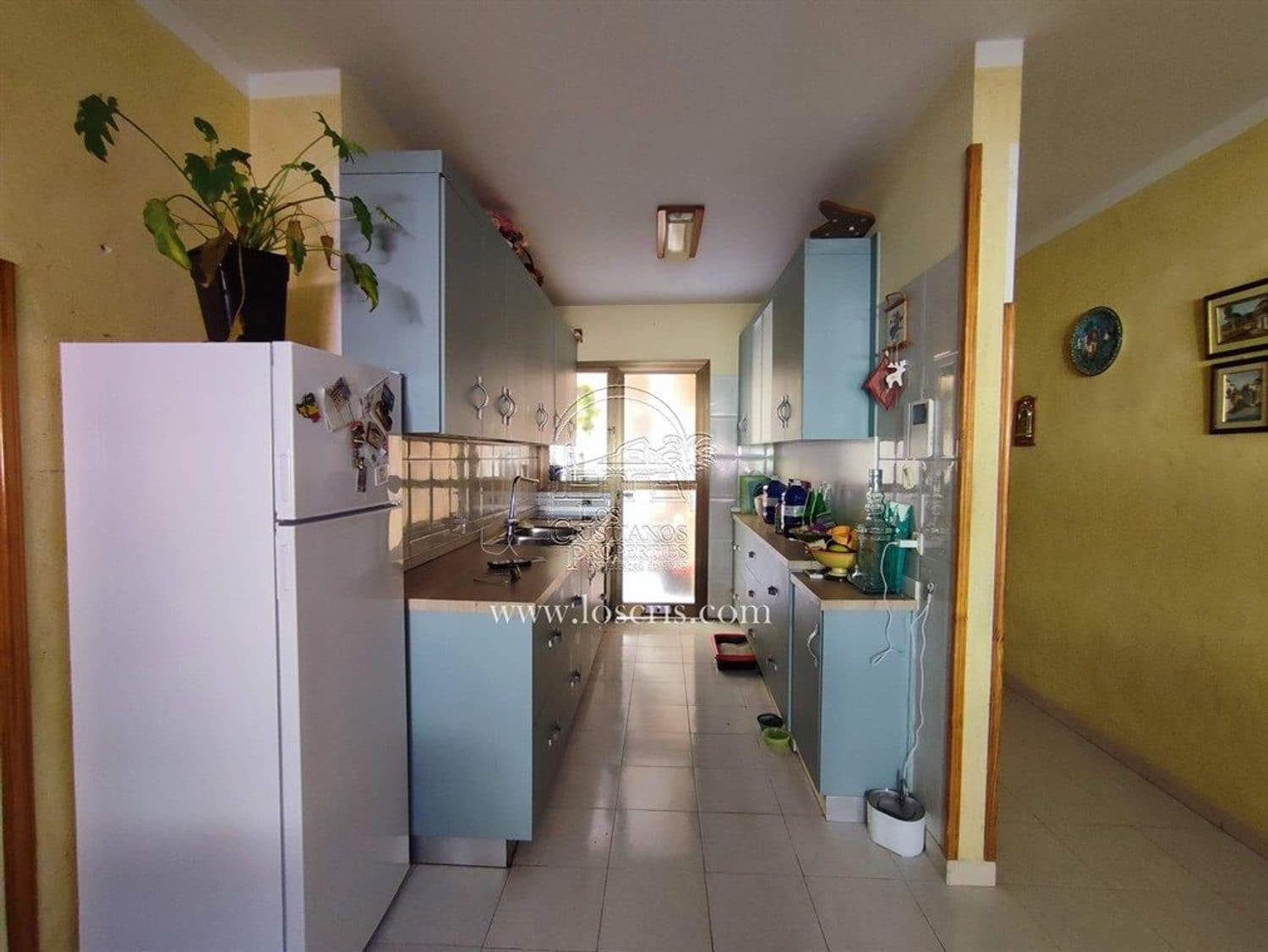 2 bedroom Apartment for sale in El Medano with garage - € 420,000 (Ref: 9935479)