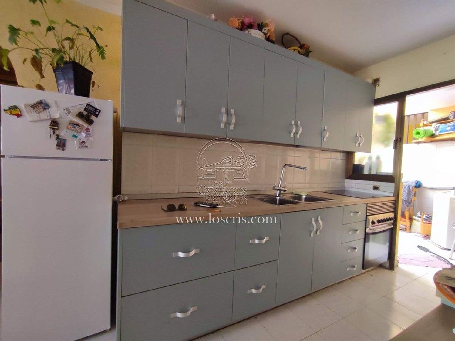 2 bedroom Apartment for sale in El Medano with garage - € 420,000 (Ref: 9935479)