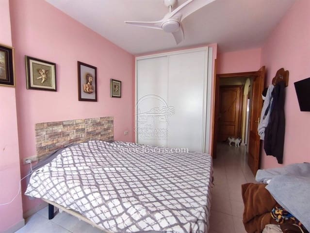 2 soveværelse Lejlighed til salg i El Medano, Granadilla de Abona med garage - € 420.000 (Ref: 9935479)
