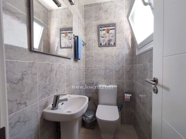 1 soverom Leilighet til salgs i Los Cristianos, Arona med garasje - € 289 000 (Ref: 9935480)