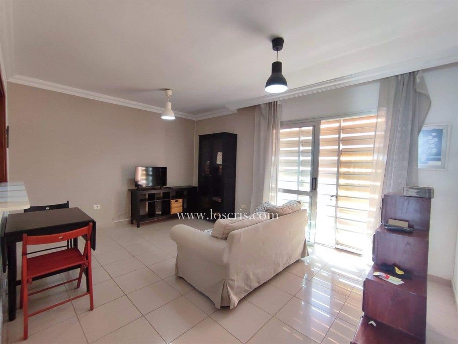 1 Zimmer Apartment zu verkaufen in Los Cristianos mit Pool Garage - 273.000 € (Ref: 9953681)