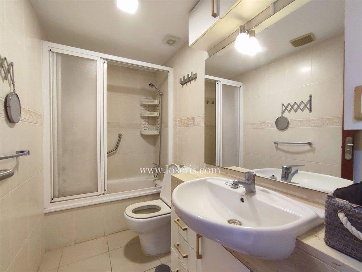 1 Zimmer Apartment zu verkaufen in Los Cristianos mit Pool Garage - 273.000 € (Ref: 9953681)