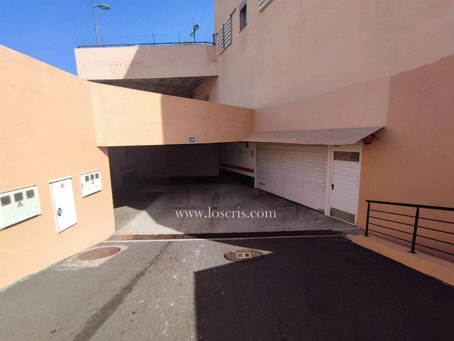 1 Zimmer Apartment zu verkaufen in Los Cristianos mit Pool Garage - 273.000 € (Ref: 9953681)