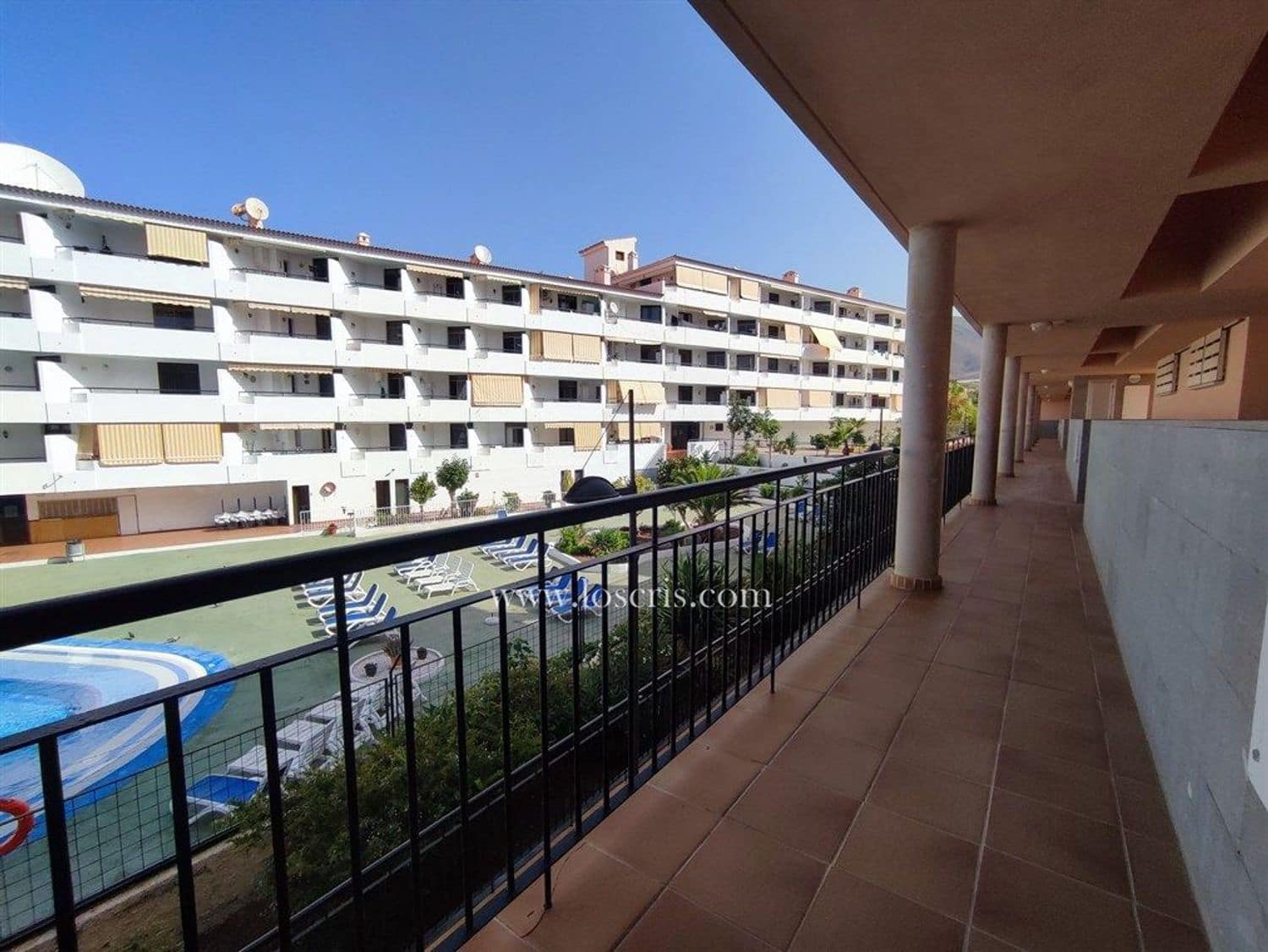 1 Zimmer Apartment zu verkaufen in Los Cristianos mit Pool Garage - 273.000 € (Ref: 9953681)