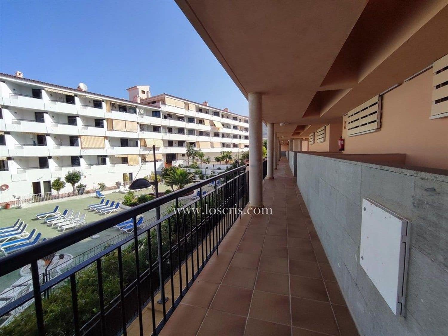 1 Zimmer Apartment zu verkaufen in Los Cristianos mit Pool Garage - 273.000 € (Ref: 9953681)