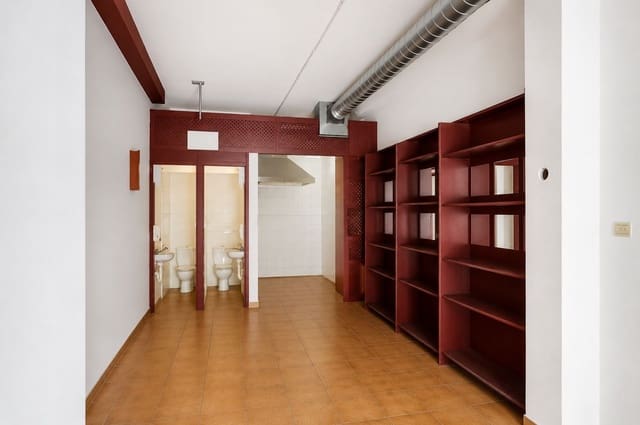 Kommersiell til salgs i Los Cristianos, Arona - € 335 000 (Ref: 9958969)