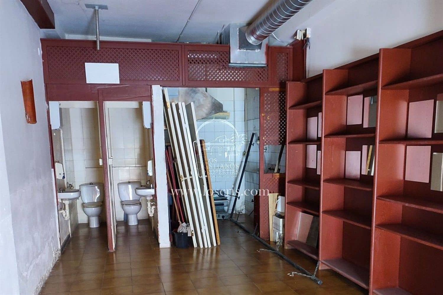 Kommersiell til salgs i Los Cristianos - € 335 000 (Ref: 9958969)