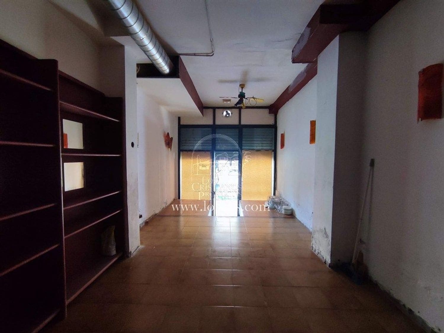Kommersiell til salgs i Los Cristianos - € 335 000 (Ref: 9958969)