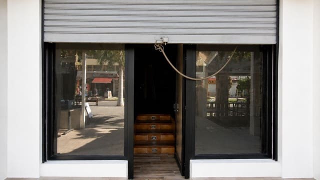 Kommersiell til salgs i Los Cristianos, Arona - € 335 000 (Ref: 9958969)