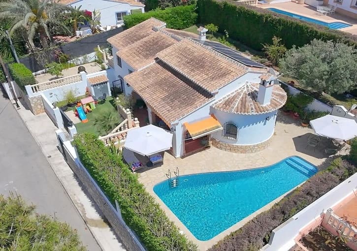 3 slaapkamer Villa te koop in Javea / Xabia met zwembad garage - € 650.000 (Ref: 10006010)