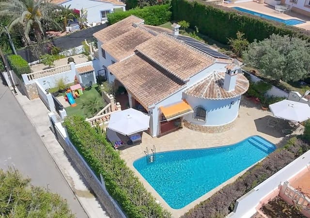 3 slaapkamer Villa te koop in Javea / Xàbia met zwembad garage - € 650.000 (Ref: 10006010)