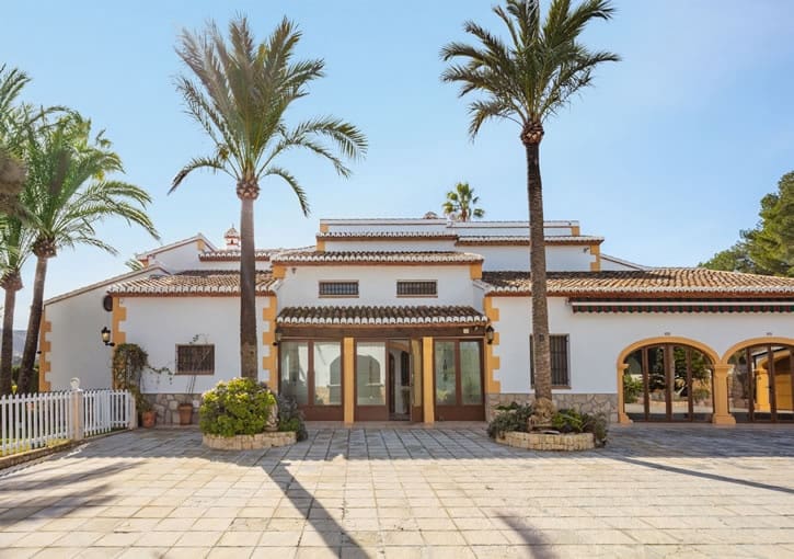 6 bedroom Villa for sale in Javea / Xabia with pool garage - € 1,995,000 (Ref: 10015845)