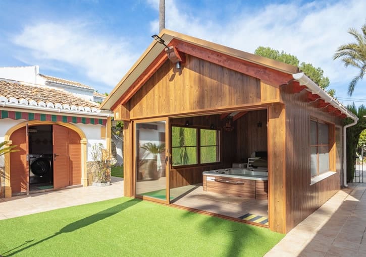 6 bedroom Villa for sale in Javea / Xabia with pool garage - € 1,995,000 (Ref: 10015845)